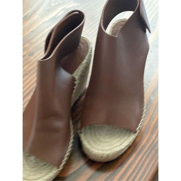 Celine Tan leather wedge espadrilles - Picture 9 of 11